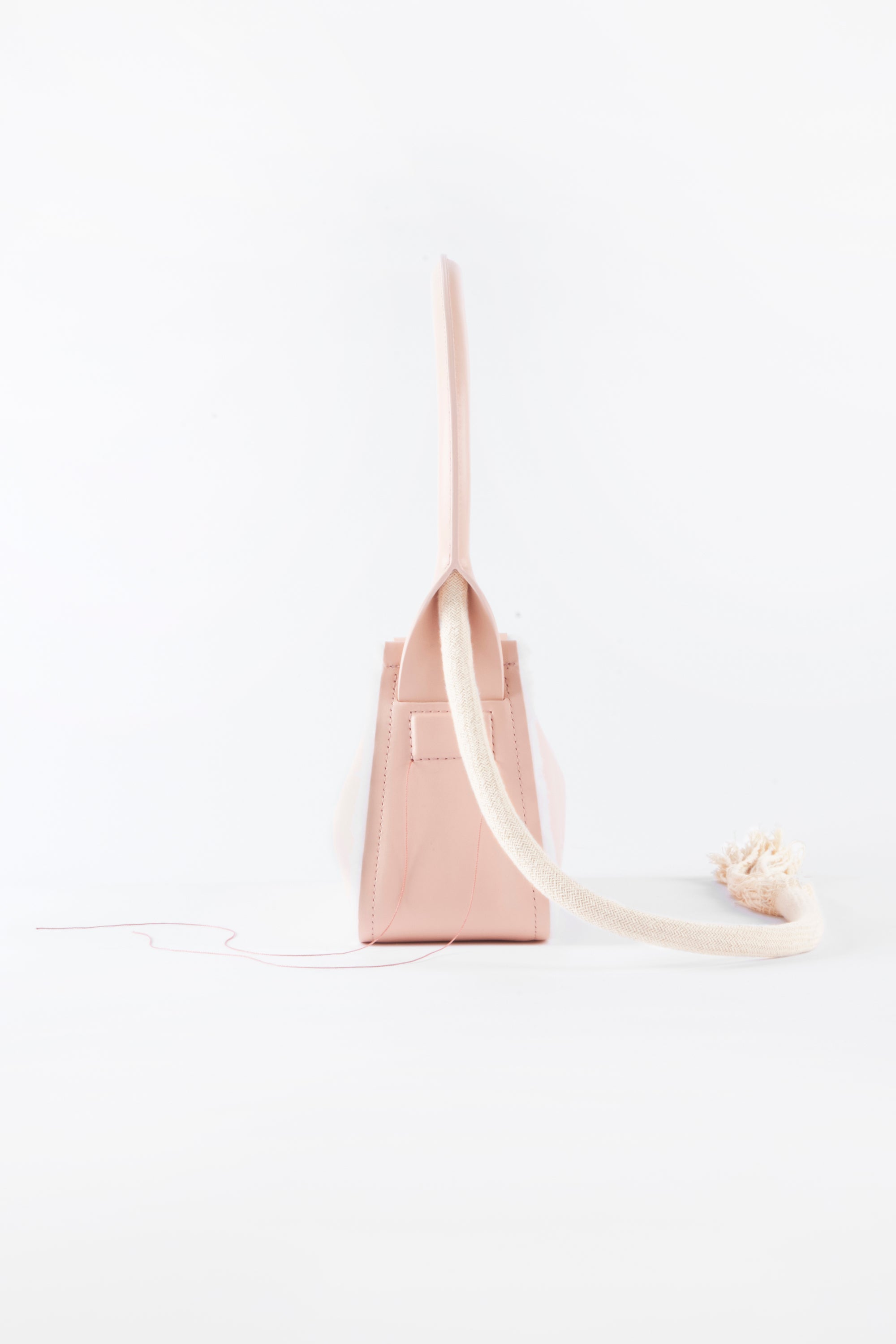 Savvas Peach Shoulder Bag